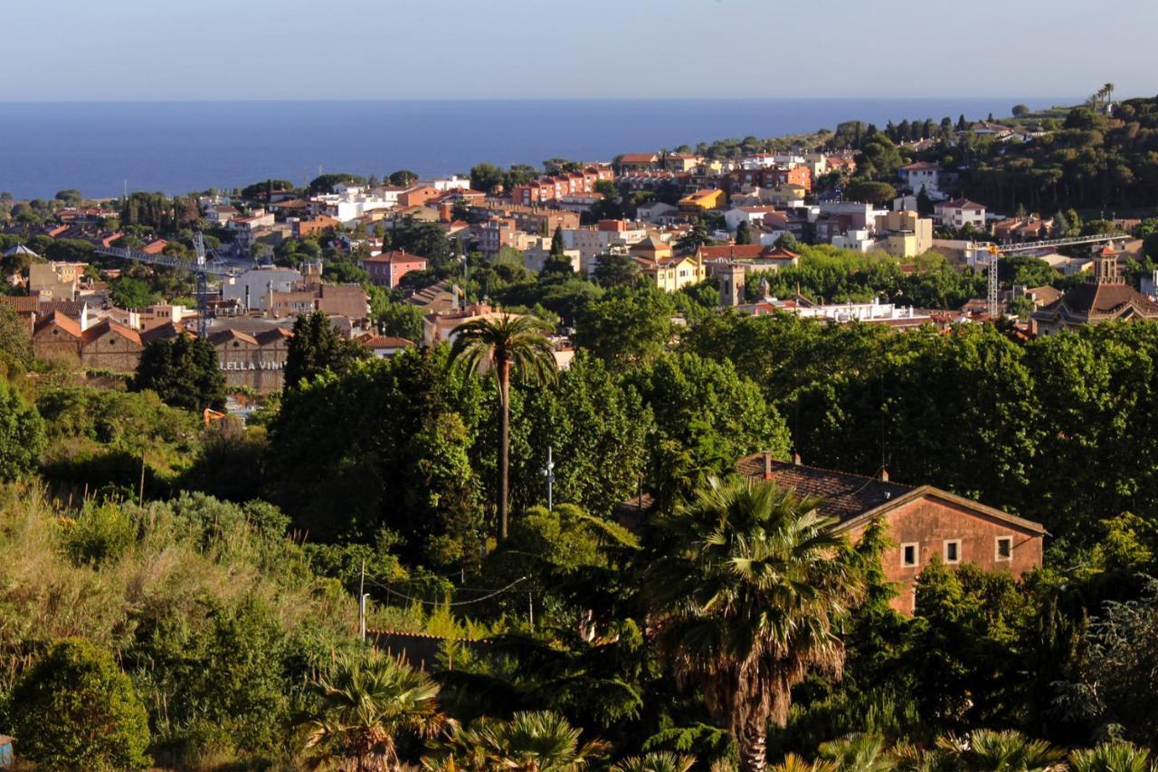 Can Rovira - Stunning Neoclassical Mansion, Just 20 Min Drive From Barcelona City Center, Ideal For Groups And Families Alella Dış mekan fotoğraf