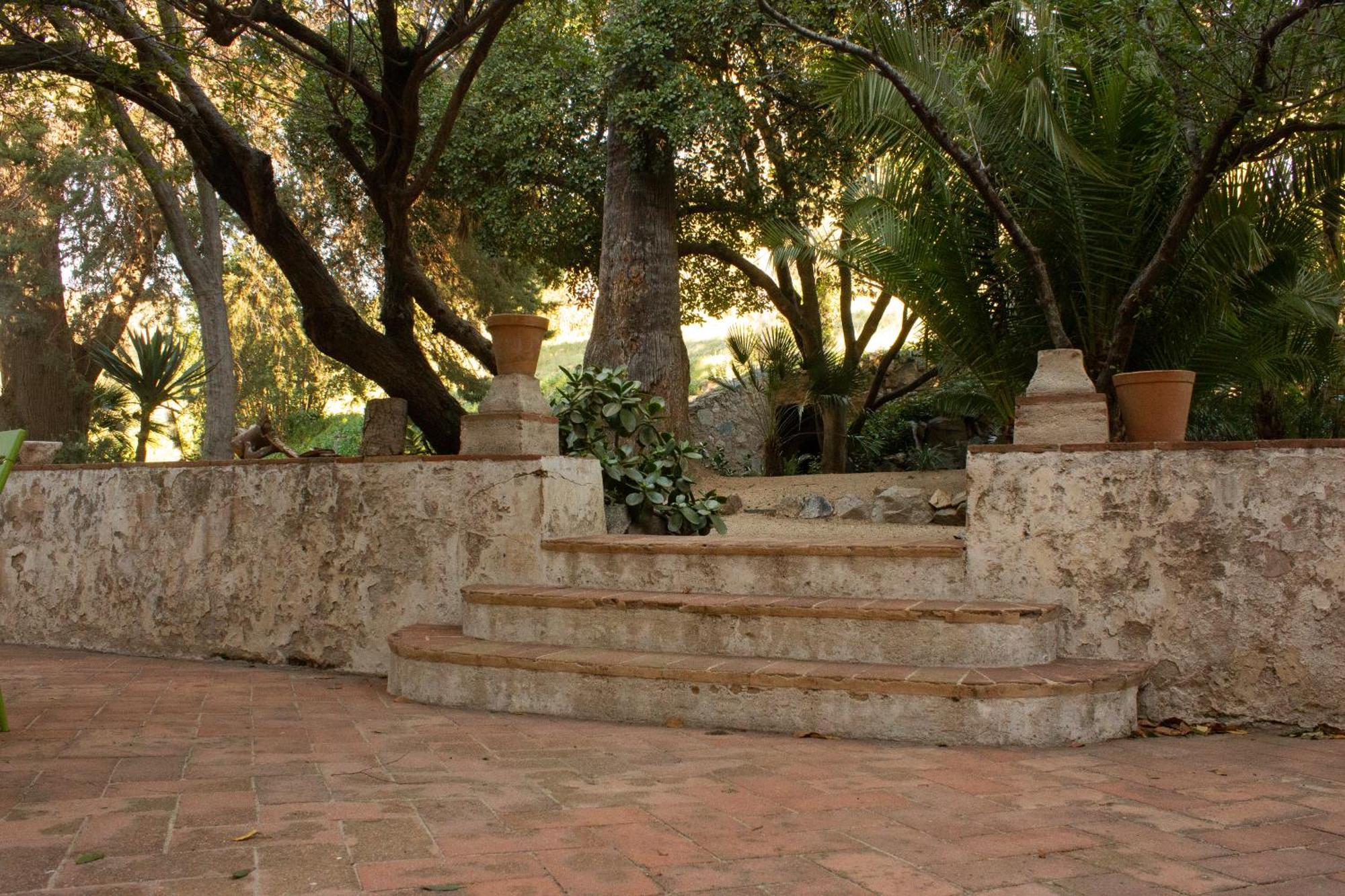 Can Rovira - Stunning Neoclassical Mansion, Just 20 Min Drive From Barcelona City Center, Ideal For Groups And Families Alella Dış mekan fotoğraf
