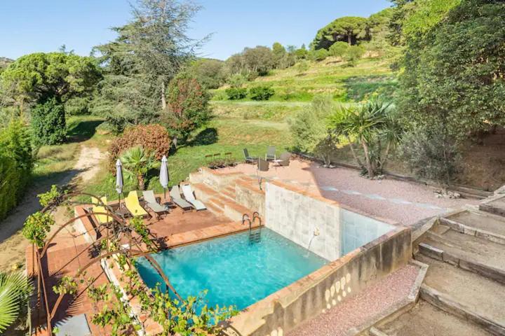 Can Rovira - Stunning Neoclassical Mansion, Just 20 Min Drive From Barcelona City Center, Ideal For Groups And Families Alella Dış mekan fotoğraf